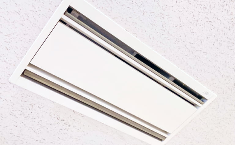 熱の負荷が軽減され寿命が延びる室外機のコンプレッサー